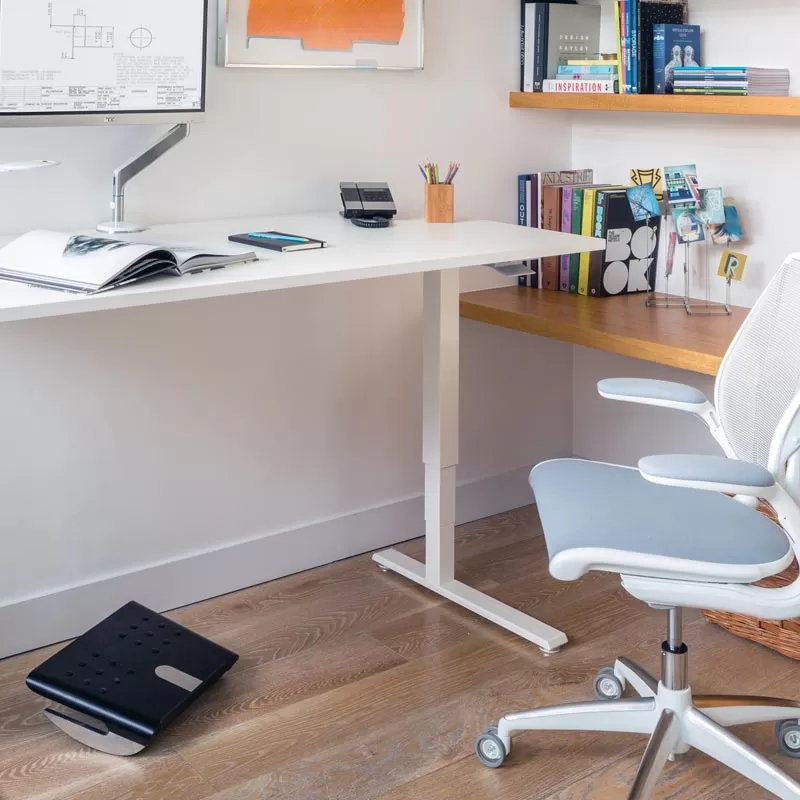 Humanscale FR500 Ergonomic Foot Rocker Set-up Humanscale FR500 Ergonomic Foot Rocker Set-up