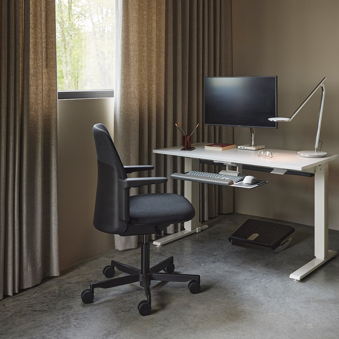 Humanscale Path Office Chair Black Frame Soft Black Cushion Workstation View Humanscale Path Office Chair Black Frame Soft Black Cushion Workstation View