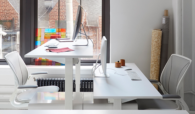 Buy Height-Adjustable Float Table By Humanscale Online